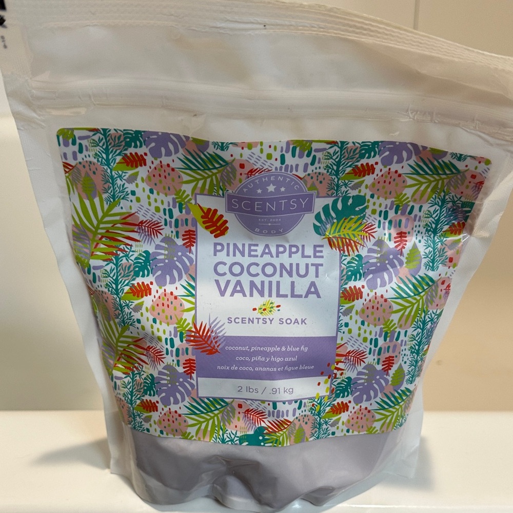 Scentsy Pineapple Coconut Vanilla Bath Soak